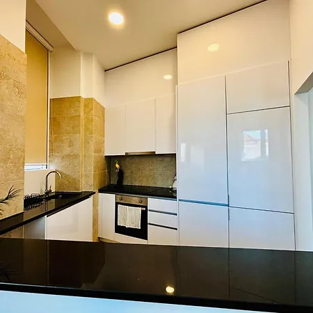 Mary Pink - No Rc B - Magnificient One-bedroom Appartamento Lisbona